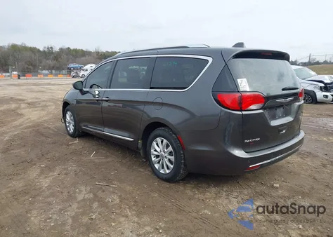 2019 Chrysler Pacifica Touring L from USA, damaged, VIN 2C4RC1BG4KR704726